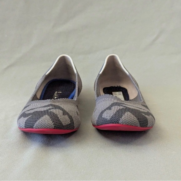 Rothy’s The Loafer Round Toe Flats Gray Botanicamo Camo Slip-on Shoes Sz 6.5 - Picture 2 of 12